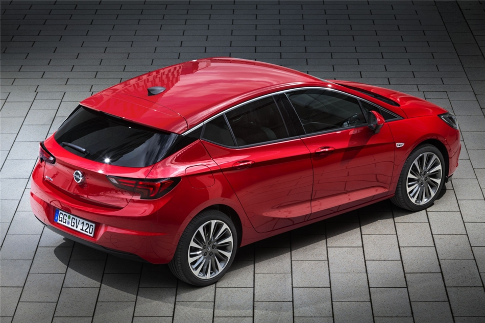 Opel Astra "Samochodem Roku 2016"
